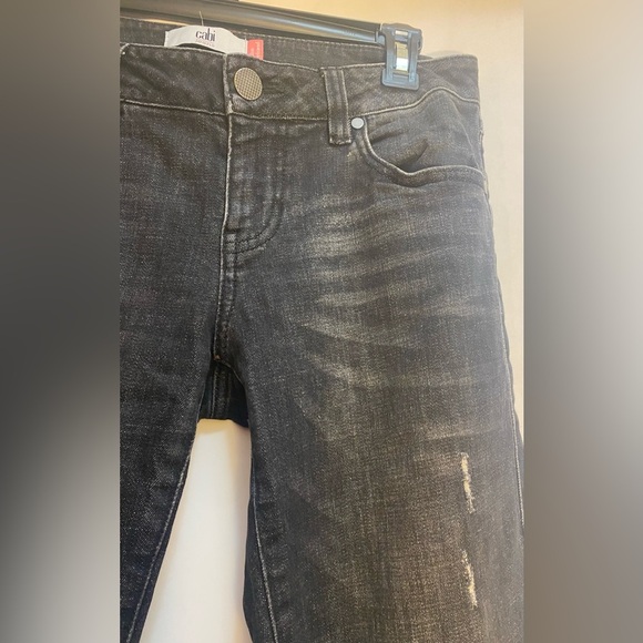 Cabi Slim Boyfriend Distressed Jeans Size 2 - Picture 3 of 9